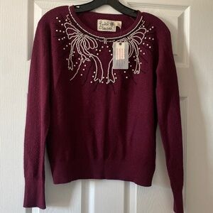 NWT ANTHROPOLOGIE FIELD and FLOWER RASPBERRY PEARLED BOW SWEATER SZ M